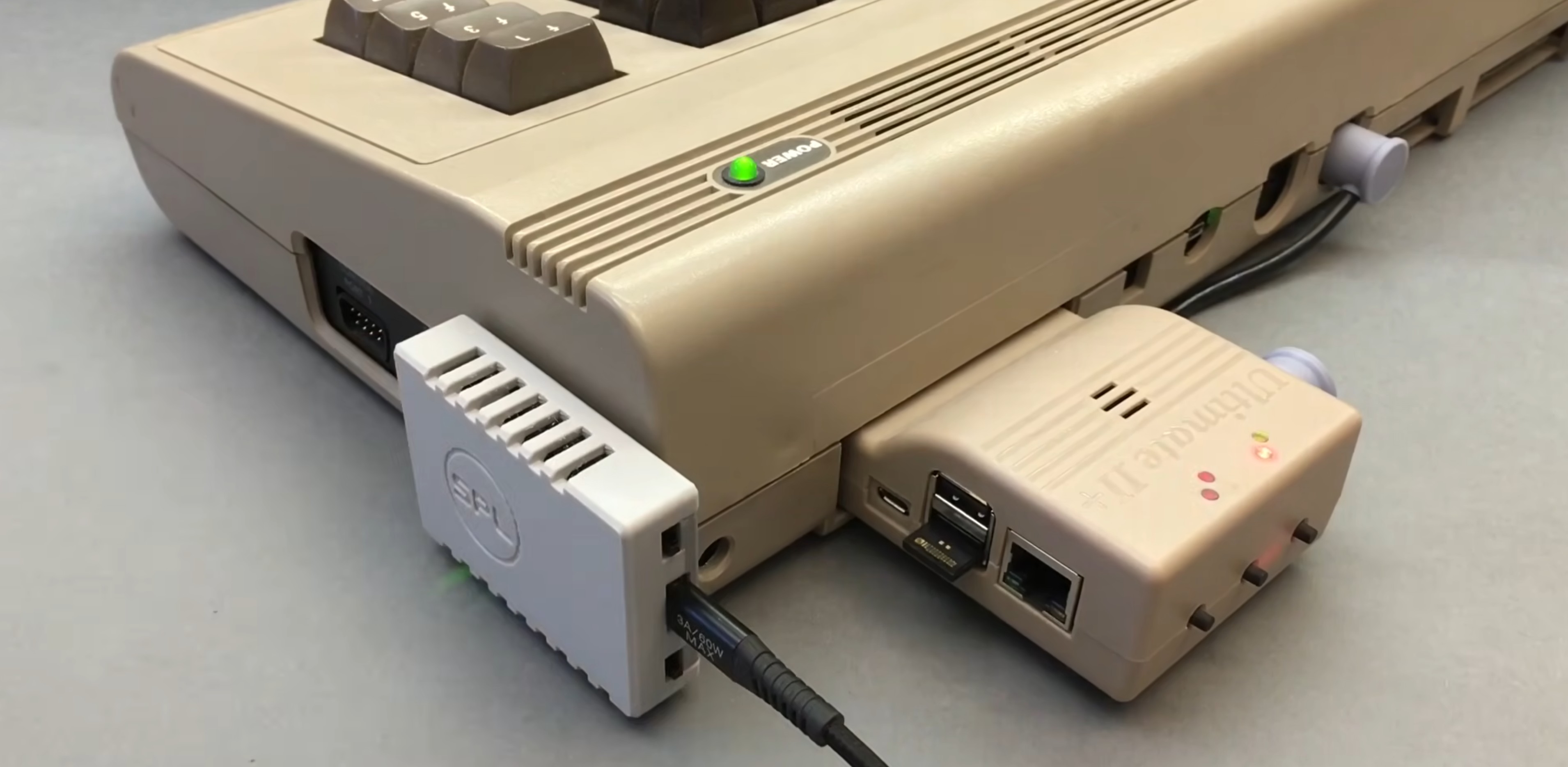 Le Commodore 64 peut désormais être alimenté en USB-C grâce au PD-64