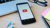 YouTube donne un coup de boost aux lives avec sa nouvelle fonction "Faire un live ensemble" !