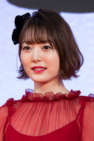kana hanazawa
