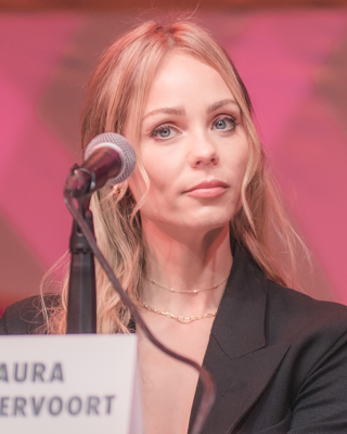 laura vandervoort