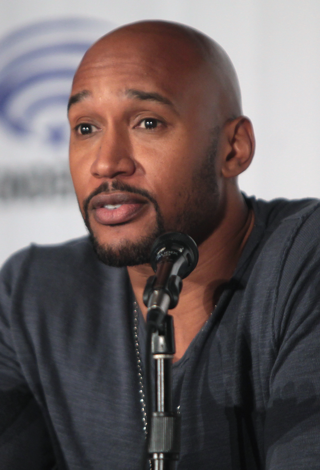 henry simmons