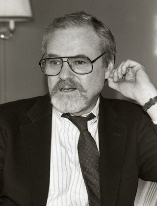alan j. pakula
