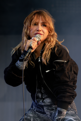 izïa higelin
