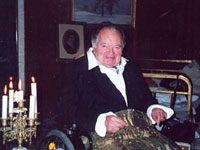 leon askin
