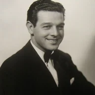 Robert Lowery