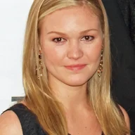 Julia Stiles