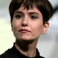 Katherine Waterston