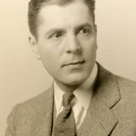 Warner Baxter