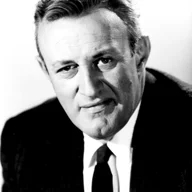 Lee J. Cobb
