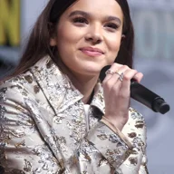 Hailee Steinfeld