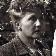 Nana Bryant