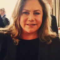 Kathleen Turner