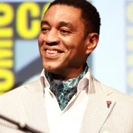 Harry Lennix