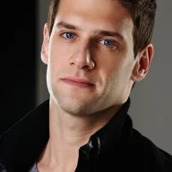 Justin Bartha