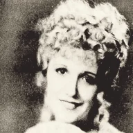 Claudia Dell