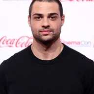 Noah Centineo