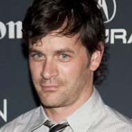 Tom Everett Scott