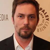 Desmond Harrington
