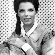 Samantha Eggar