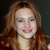 Alexia Fast