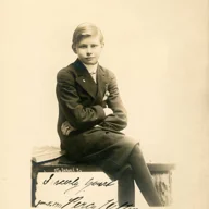 Percy Helton