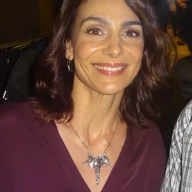 Annie Parisse