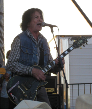 lee ving