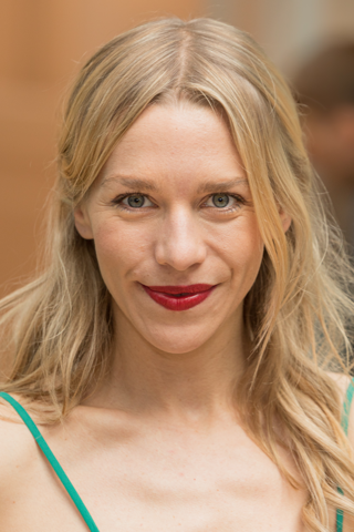 julia dietze