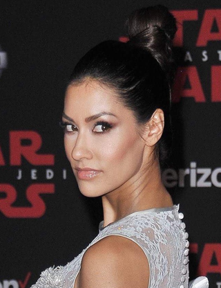 janina gavankar