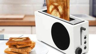 Vous prendrez bien des tartines Xbox ? Microsoft lance un grille-pain à l'effigie de la Xbox Series S