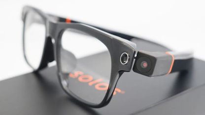 Solos lance un concurrent aux Ray-Ban Meta avec les lunettes AirGo Vision