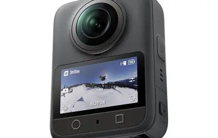 DJI Osmo 360 : la caméra 8K Standard Combo à 338,99 € chez Fnac