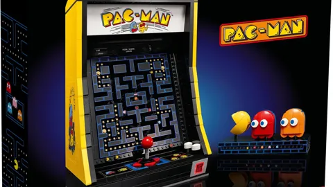 646ba202841838.48253121-lego-pacman-002-9.jpg