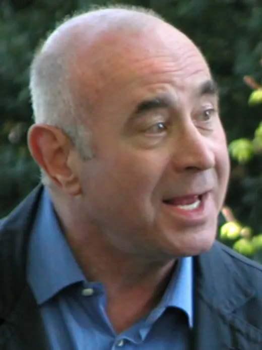 Bob Hoskins