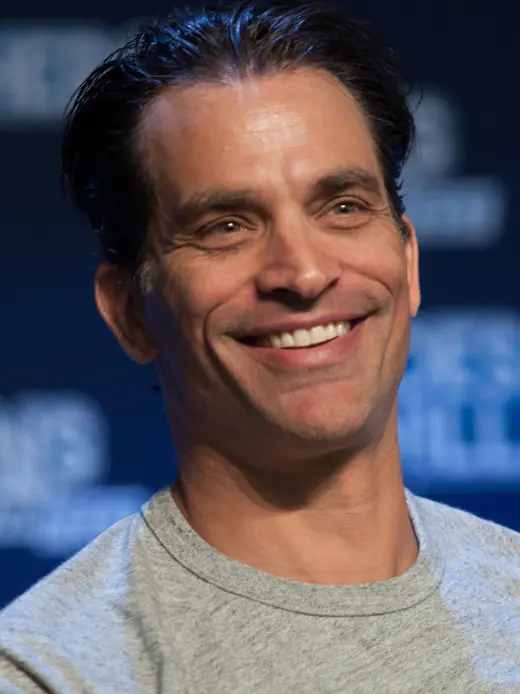 Johnathon Schaech