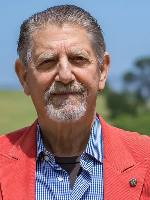 Peter Coyote