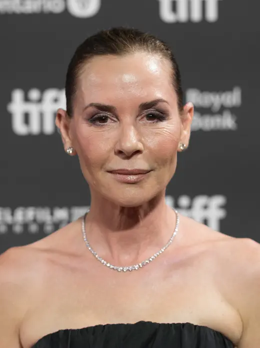 Embeth Davidtz