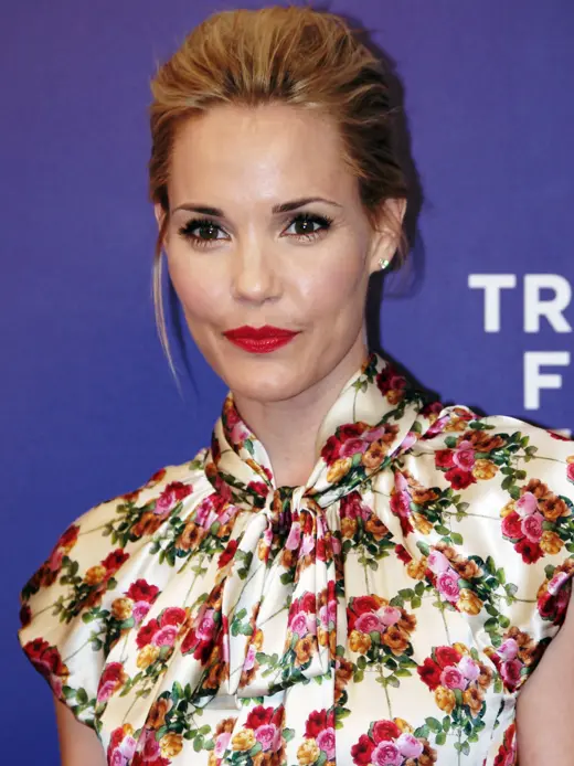 Leslie Bibb