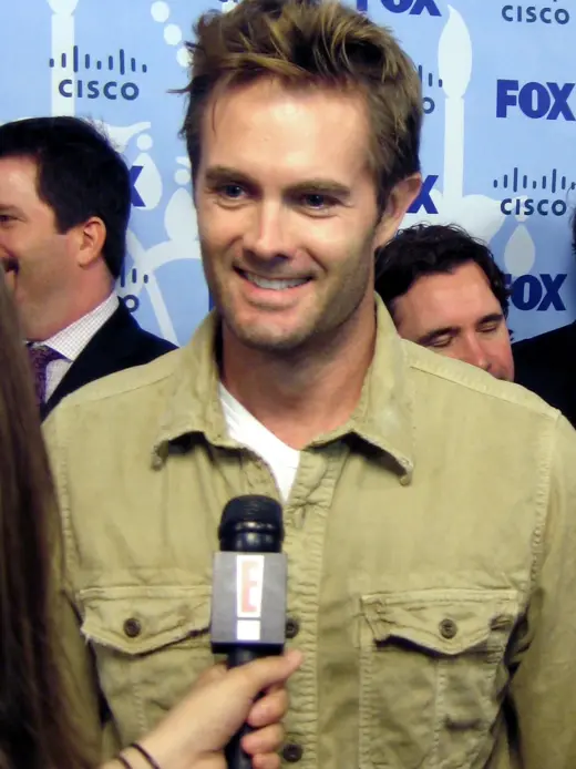 Garret Dillahunt