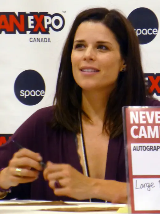 Neve Campbell