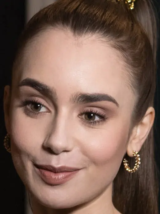 Lily Collins