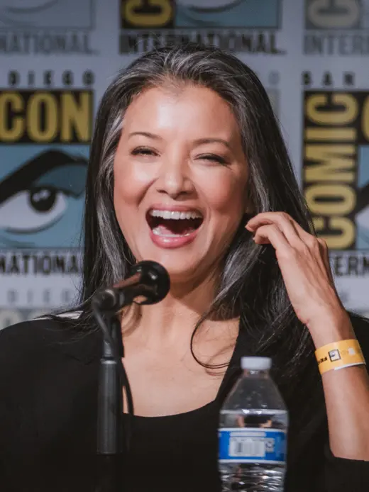 Kelly Hu