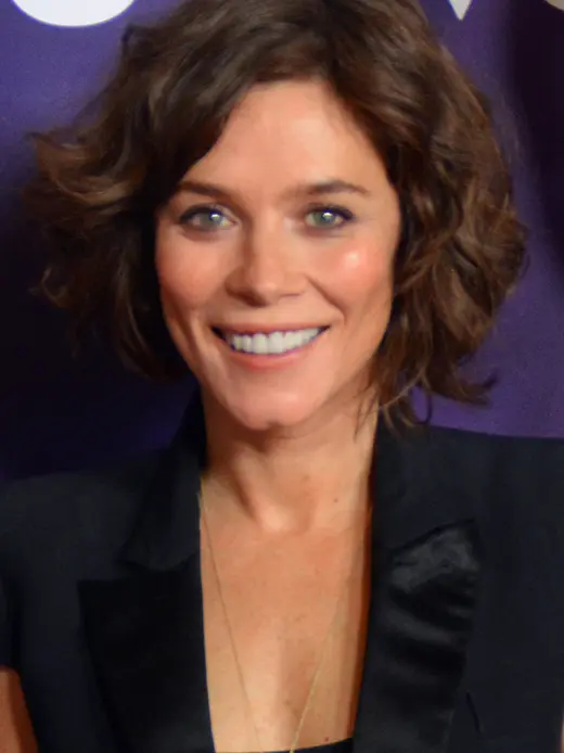 Anna Friel