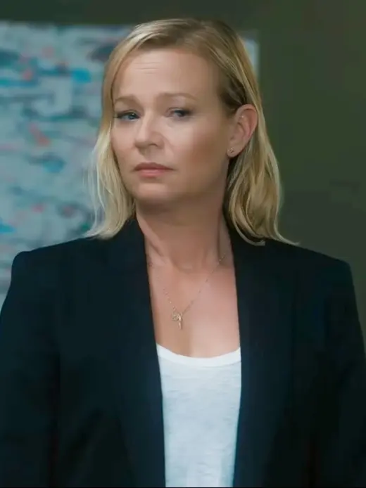 Samantha Mathis
