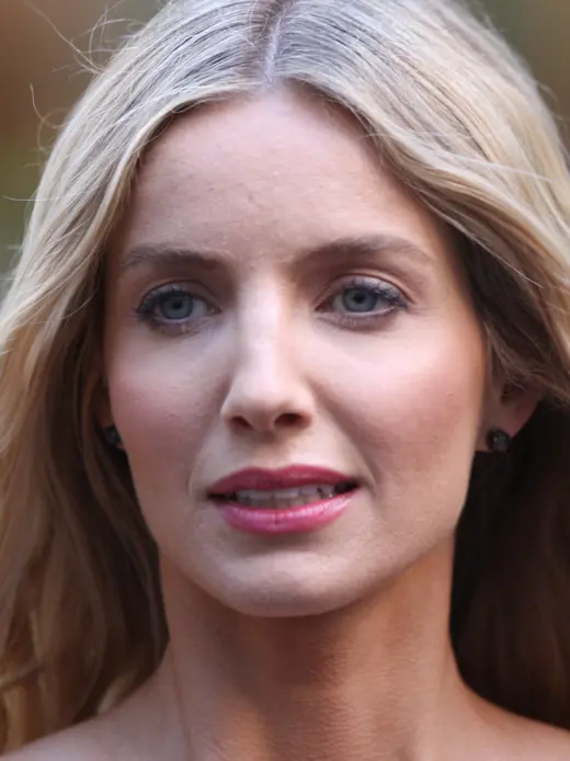 Annabelle Wallis