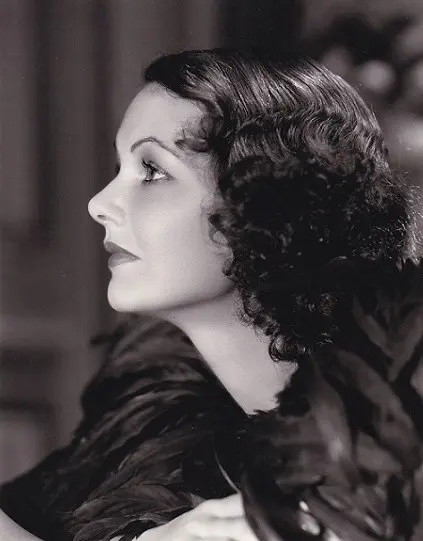 Elizabeth Allan