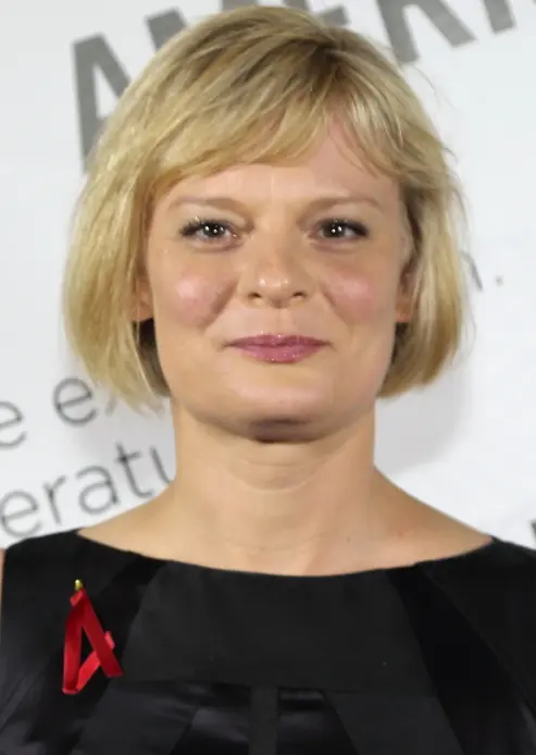 Martha Plimpton
