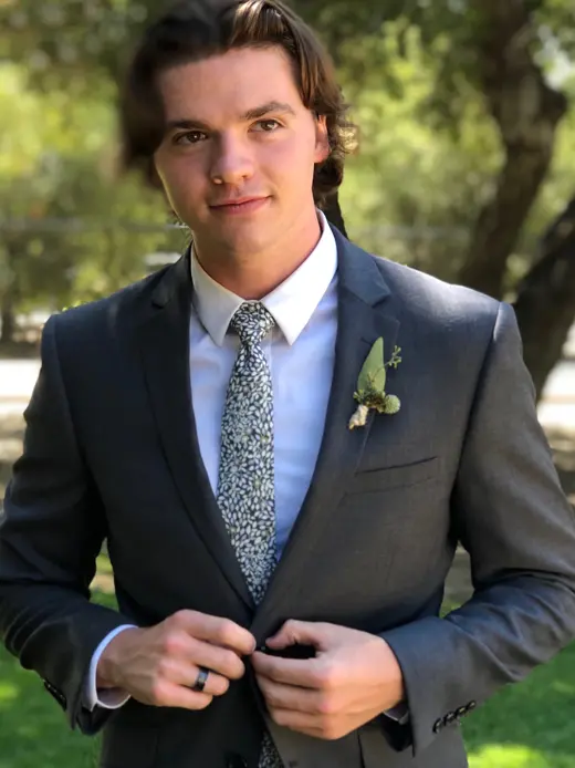 Joel Courtney