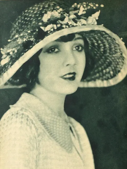 Lila Lee