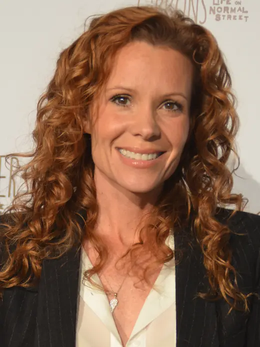 Robyn Lively